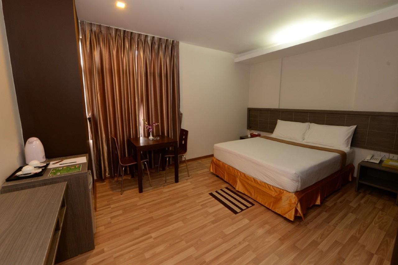 Min Nandar Garden Hotel Thanlyin Zewnętrze zdjęcie