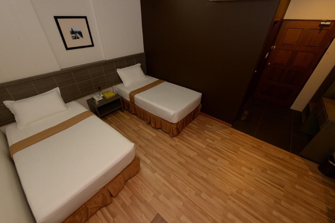 Min Nandar Garden Hotel Thanlyin Zewnętrze zdjęcie